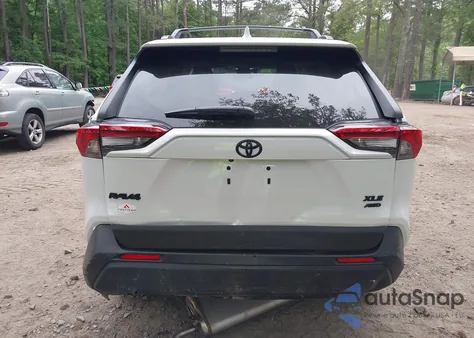 2025 Toyota Rav4 Xle Premium from USA, damaged, VIN 2T3A1RFV9SW532080